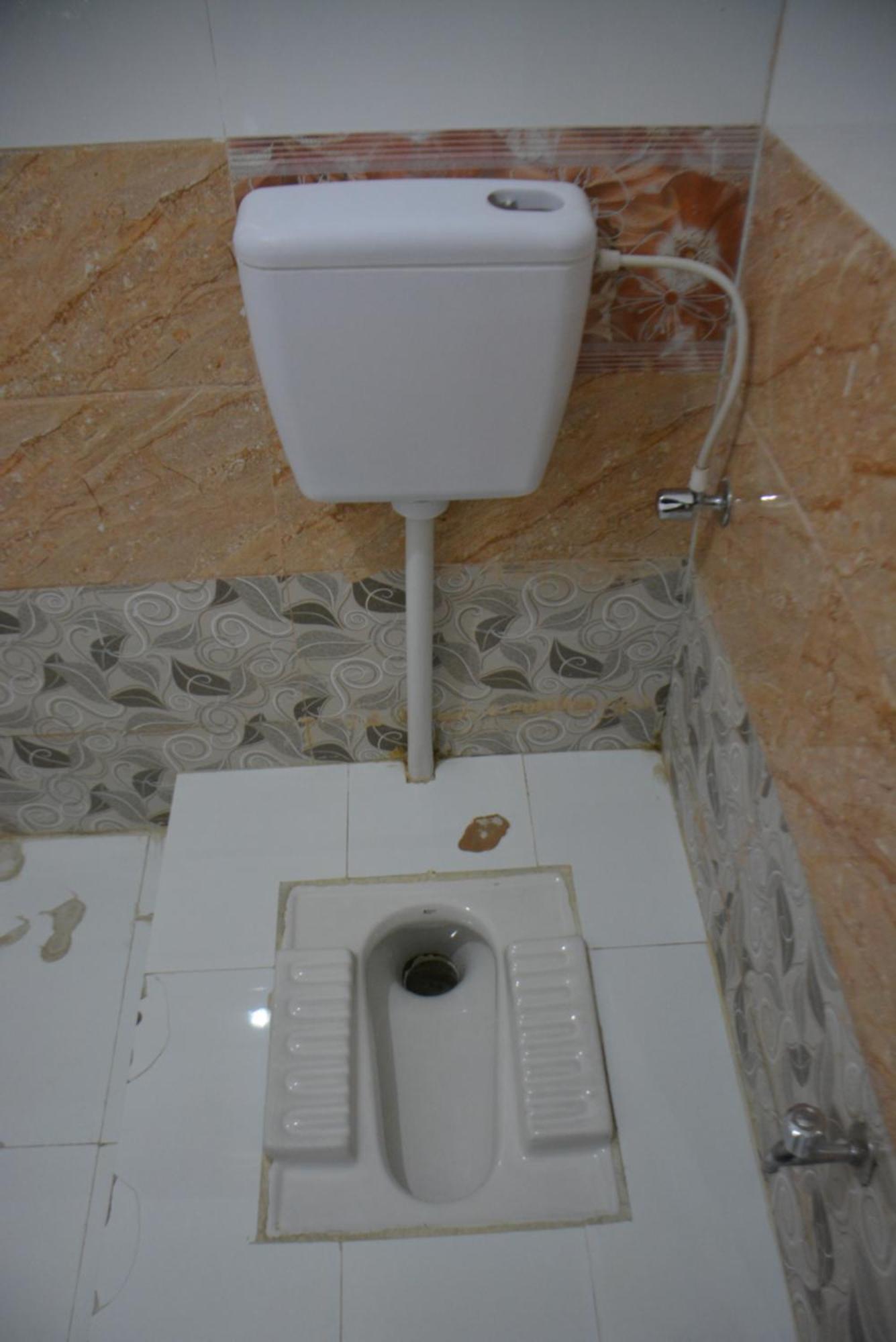 Hotel Pine Hills, נאראן מראה חיצוני תמונה